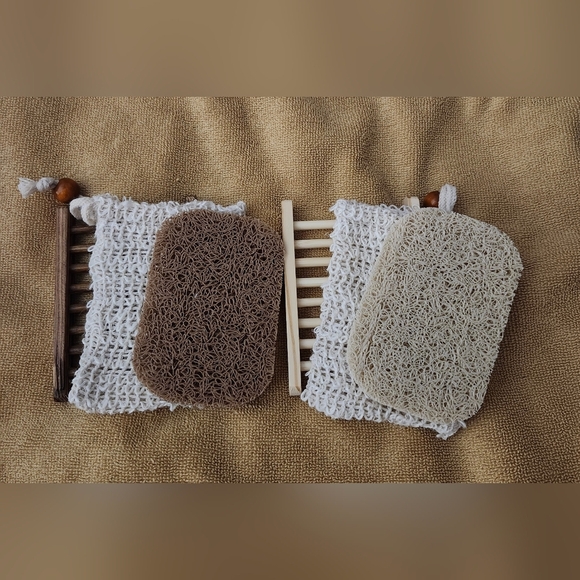 Natural Loofah, Soap Saver Bag, and Wooden Holder Unisex Choose Color - Picture 2 of 4